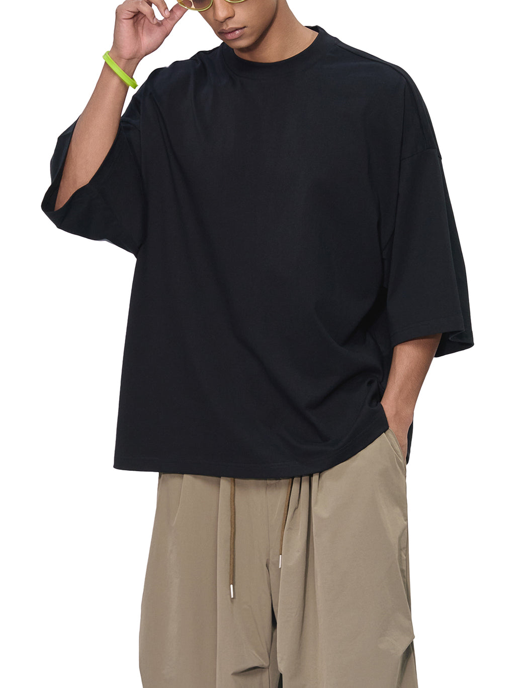 DREJ,Unisex,Premium,Streetwear,Minimal,Season01,Tee,Cotton,Oversized,BoxyFit,Heavyweight,Black