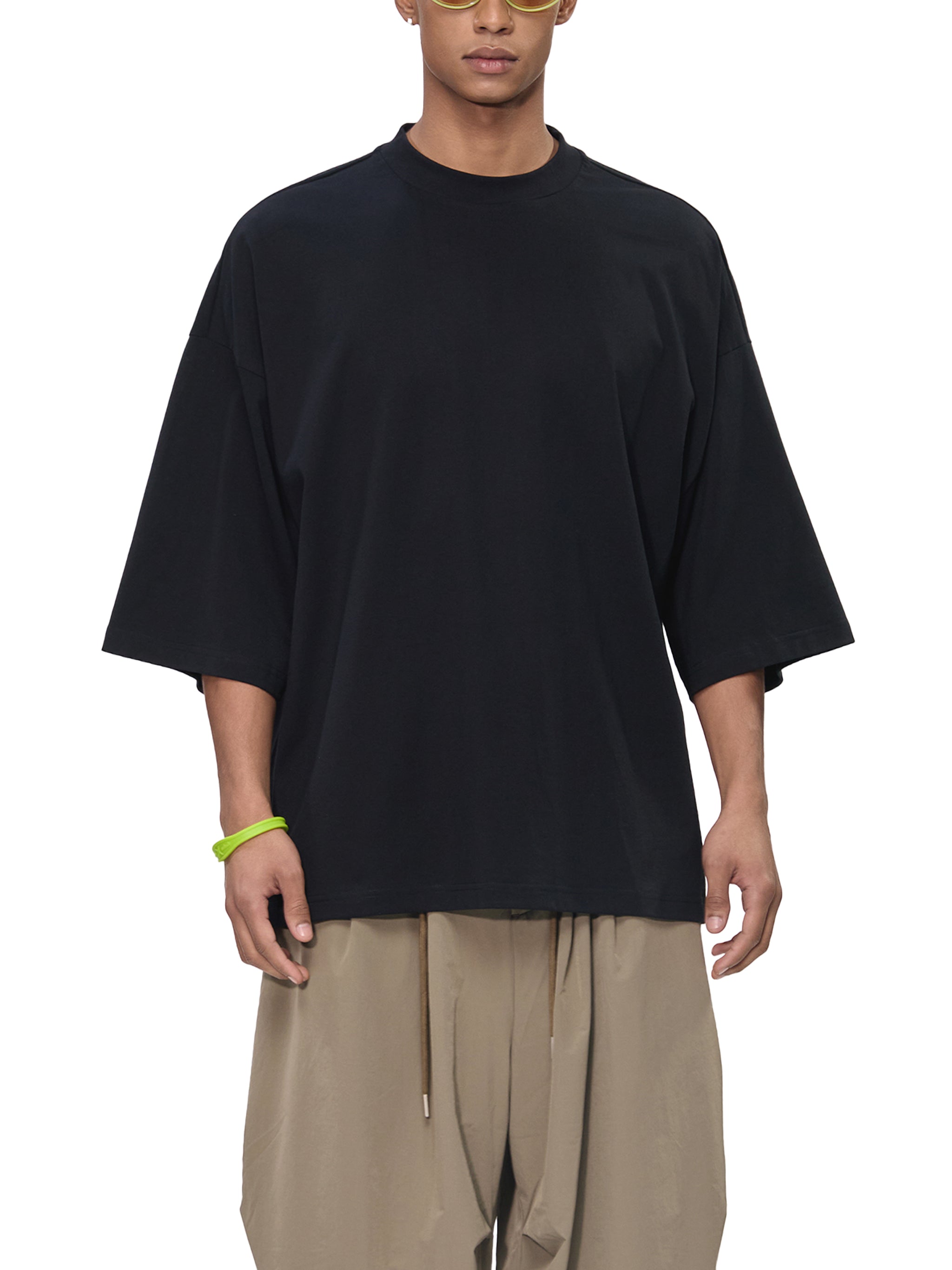 DREJ,Unisex,Premium,Streetwear,Minimal,Season01,Tee,Cotton,Oversized,BoxyFit,Heavyweight,Black